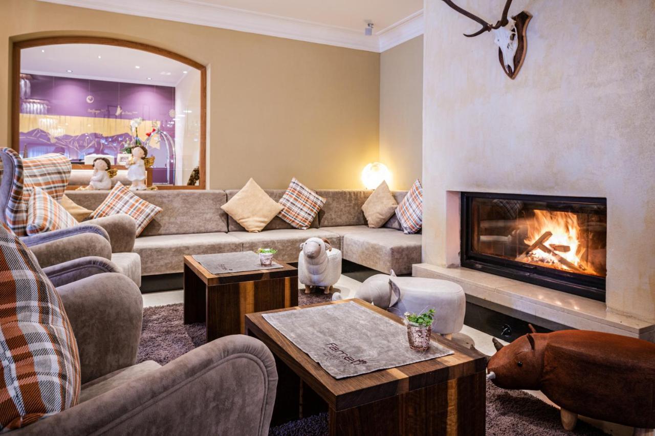 Hotel Famelí Valdaora Kültér fotó