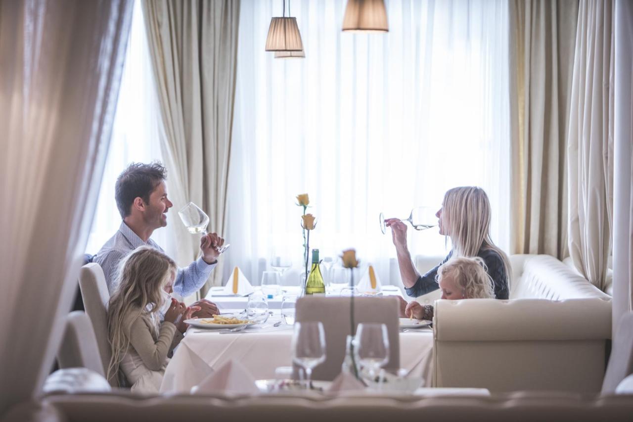 Hotel Famelí Valdaora Kültér fotó